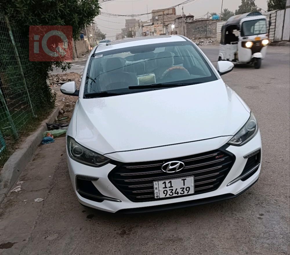 هيونداي النترا